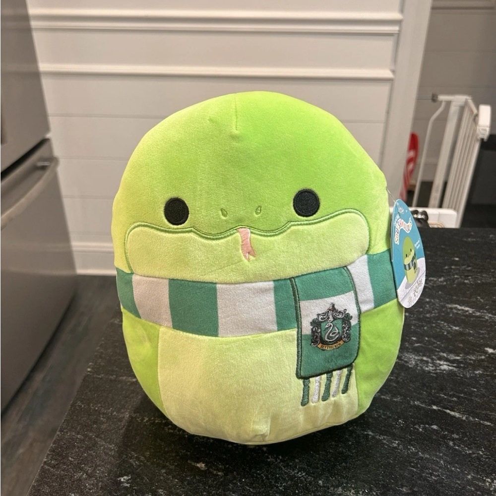Harry Potter Squishmallows Slytherin Snake Hogwarts House Scarf 10” - NWT